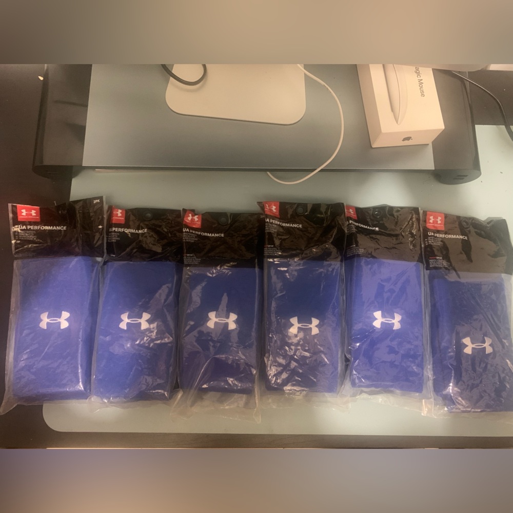 Under Armour Blue Wristbands lot of 6 (2 pack)